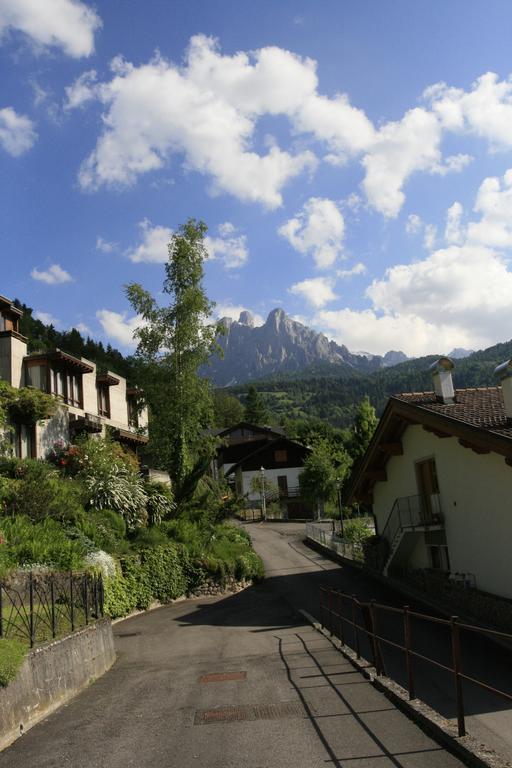 Minavill La Casa Sulle Dolomiti Bed and Breakfast Fiera Di Primiero Εξωτερικό φωτογραφία